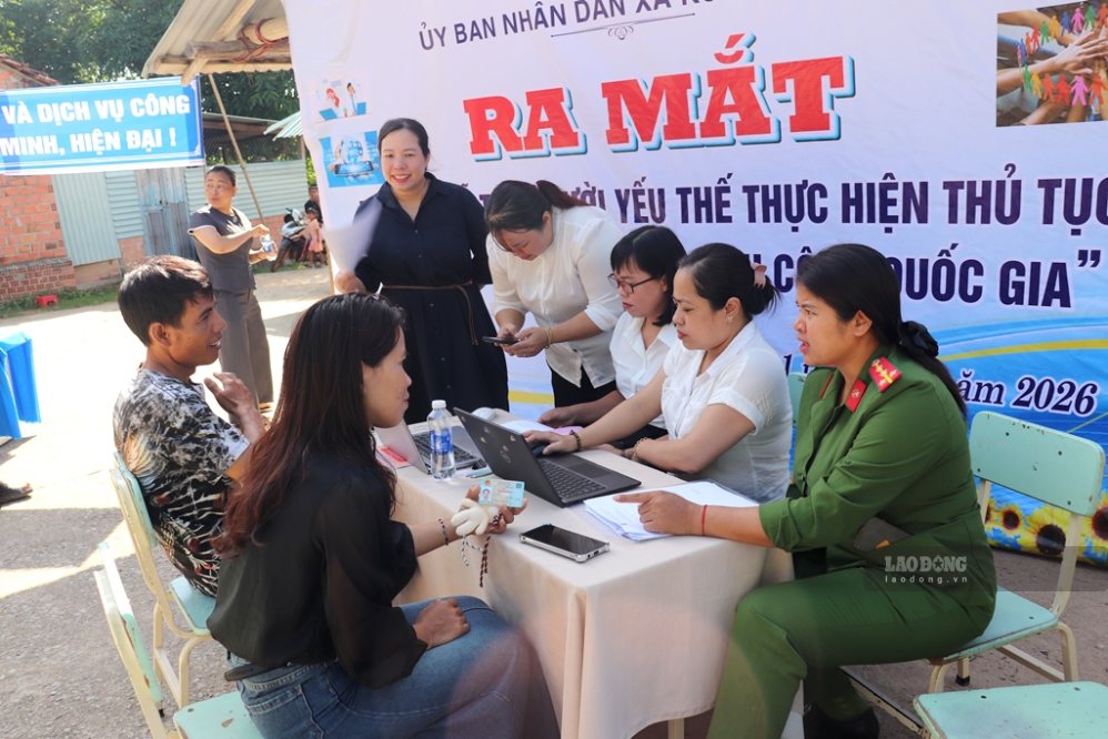 UBND xã Kon Braih, Quảng Ngãi ra mắt mô hình hỗ trợ người dân nhân văn và thiết thực. Ảnh: Lâm Hiền 