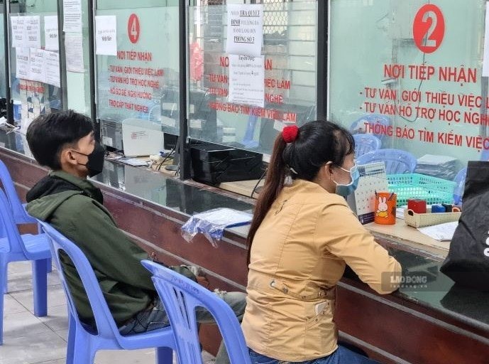 Từ ngày 10.9.2026, người lao động kê khai sai sự thật để hưởng bảo hiểm thất nghiệp có thể bị phạt đến 2 triệu đồng. Ảnh: Nam Dương (chụp tháng 5.2026)