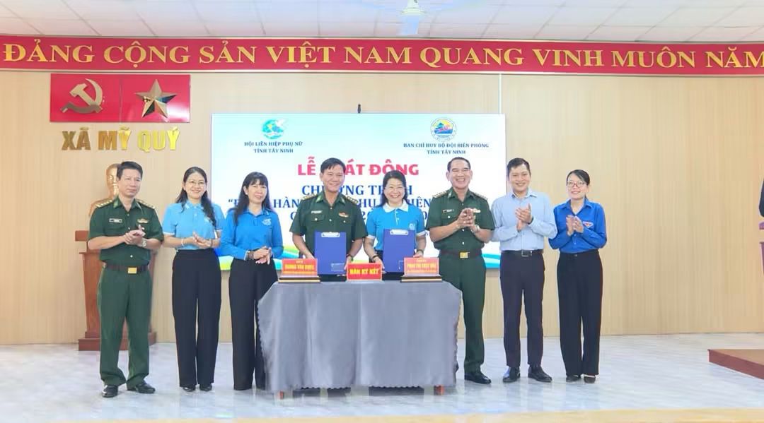 Hội Liên hiệp Phụ nữ và Bộ đội Biên phòng tỉnh Tây Ninh ký kết triển khai chương trình giai đoạn 2026–2030 ngày 9.10. Ảnh: Mặt trận Tây Ninh