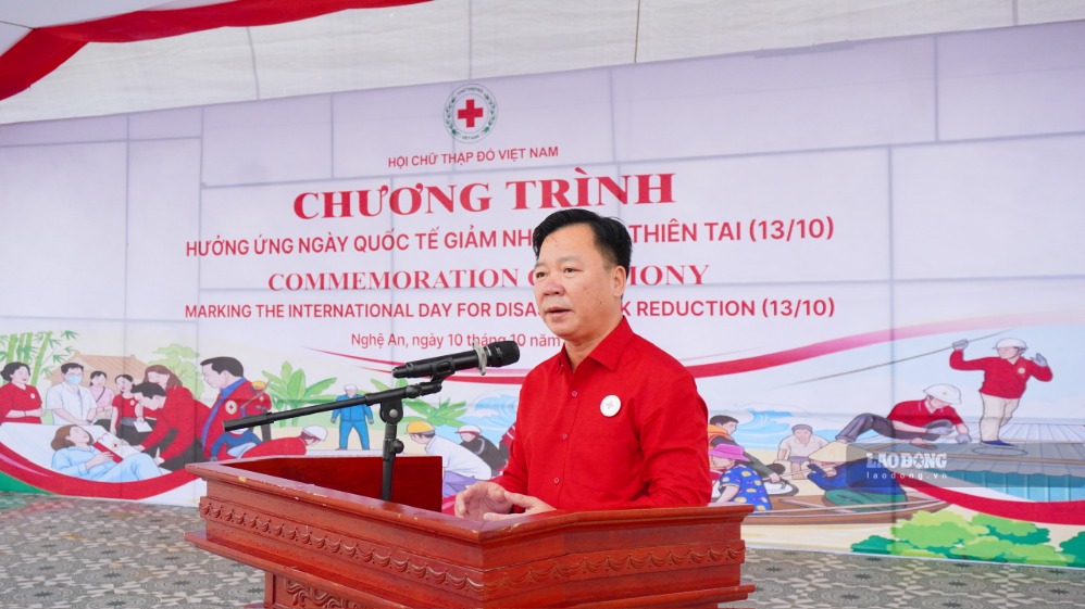 Ông Nguyễn Sỹ Trường - Phó Chủ tịch Trung ương Hội Chữ thập đỏ Việt Nam - phát biểu tại chương trình hưởng ứng Ngày Quốc tế Giảm nhẹ rủi ro thiên tai năm 2026, sáng 10.10. Ảnh: Duy Chương