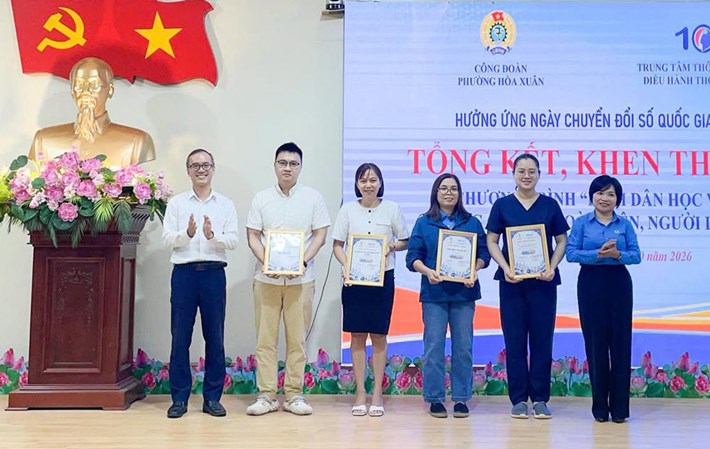 Công đoàn phường Hòa Xuân, Đà Nẵng đẩy mạnh chuyển đổi số, đưa pháp luật đến gần người lao động. Ảnh: Công đoàn Hoà Xuân