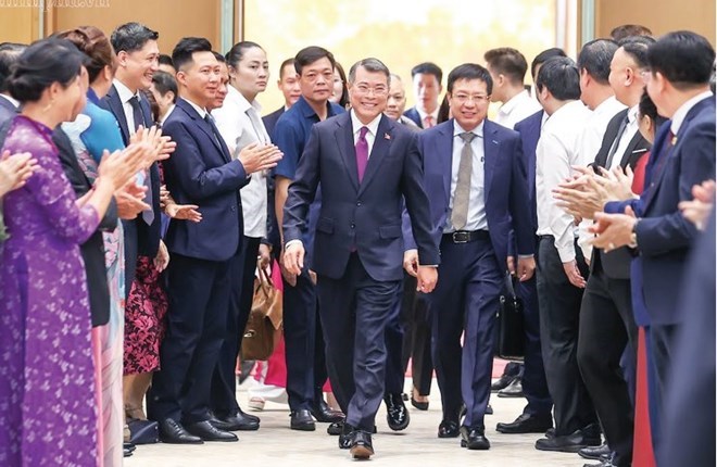Ủy viên Bộ Chính trị, Thủ tướng Chính phủ Lê Minh Hưng đến dự Hội nghị Thường trực Chính phủ với cộng đồng doanh nghiệp ngày 18.7.2026 Ảnh: chinhphu.vn/Nhật Bắc