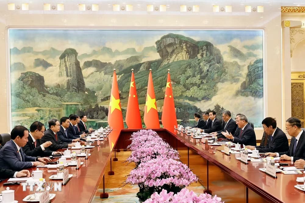 Ủy viên Bộ Chính trị, Chủ tịch Quốc hội Trần Thanh Mẫn hội kiến Ủy viên Thường vụ Bộ Chính trị, Thủ tướng Trung Quốc Lý Cường. Ảnh: Doãn Tấn/TTXVN