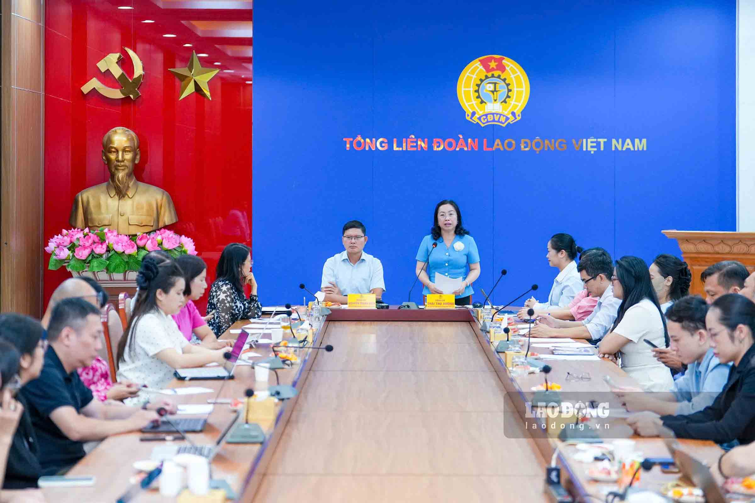 Tổng LĐLĐVN sẽ tôn vinh 10 công nhân viên chức lao động tiêu biểu