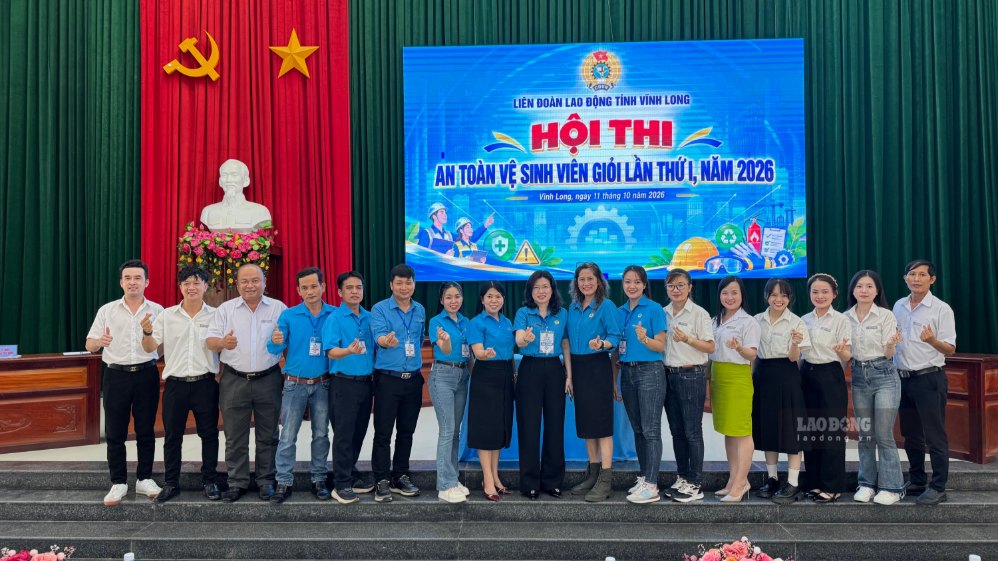 Hoạt động tuyên truyền góp phần nâng cao ý thức chấp hành an toàn. Ảnh: Hoàng Lộc (chụp ngày 11.10.2026)