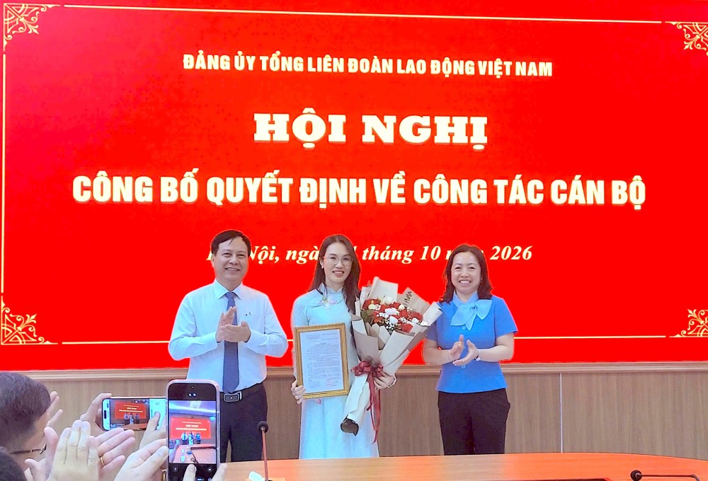 Le Comité du Parti de la Confédération générale du travail du Vietnam annonce une décision sur le travail du personnel