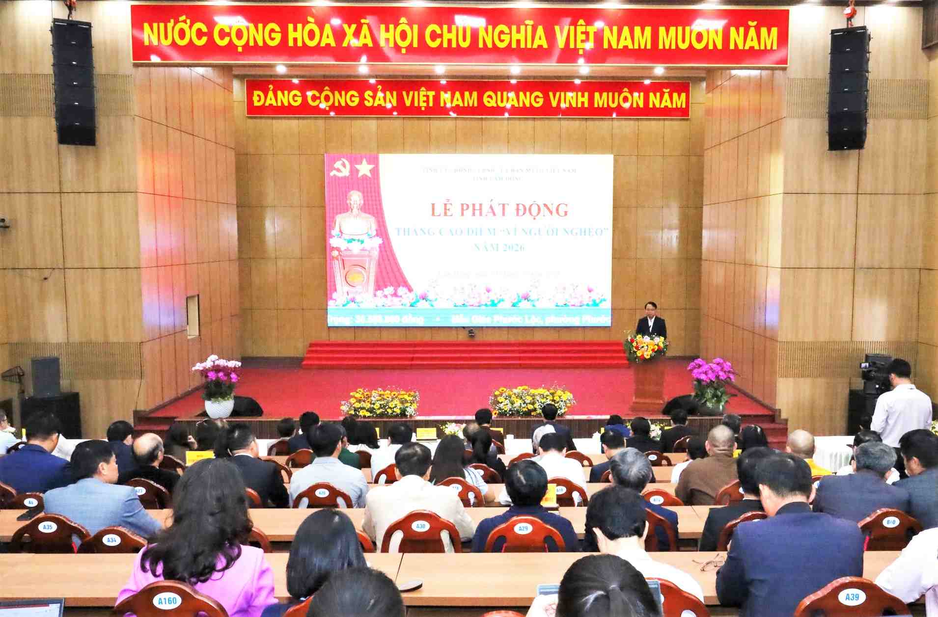 Quang cảnh lễ phát động 