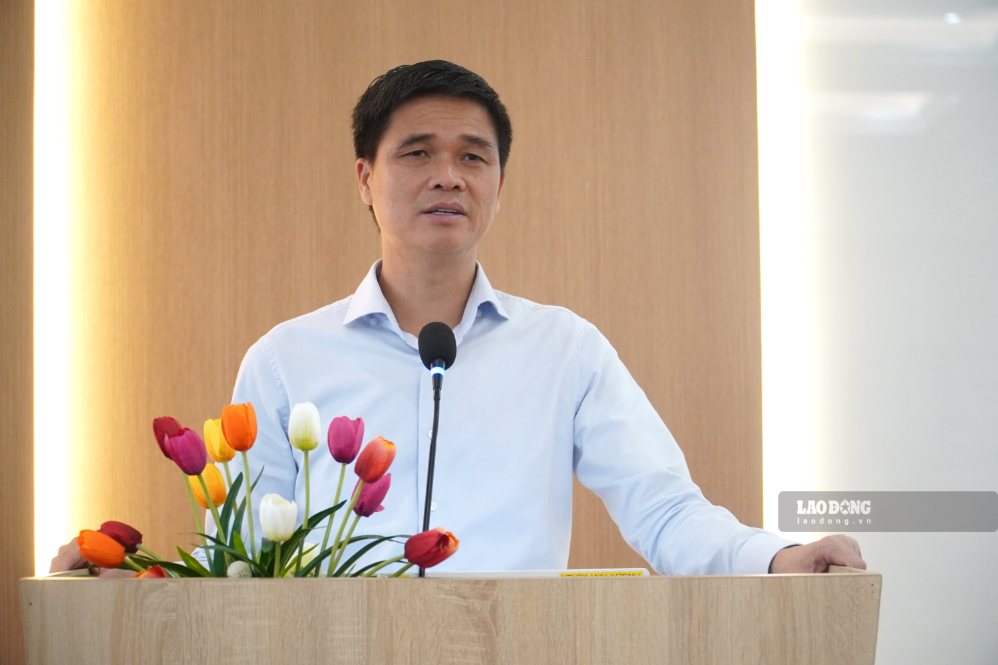 Phó Chủ tịch Thường trực Tổng LĐLĐVN Ngọ Duy Hiểu phát biểu tại buổi thăm và làm việc. Ảnh: HAC