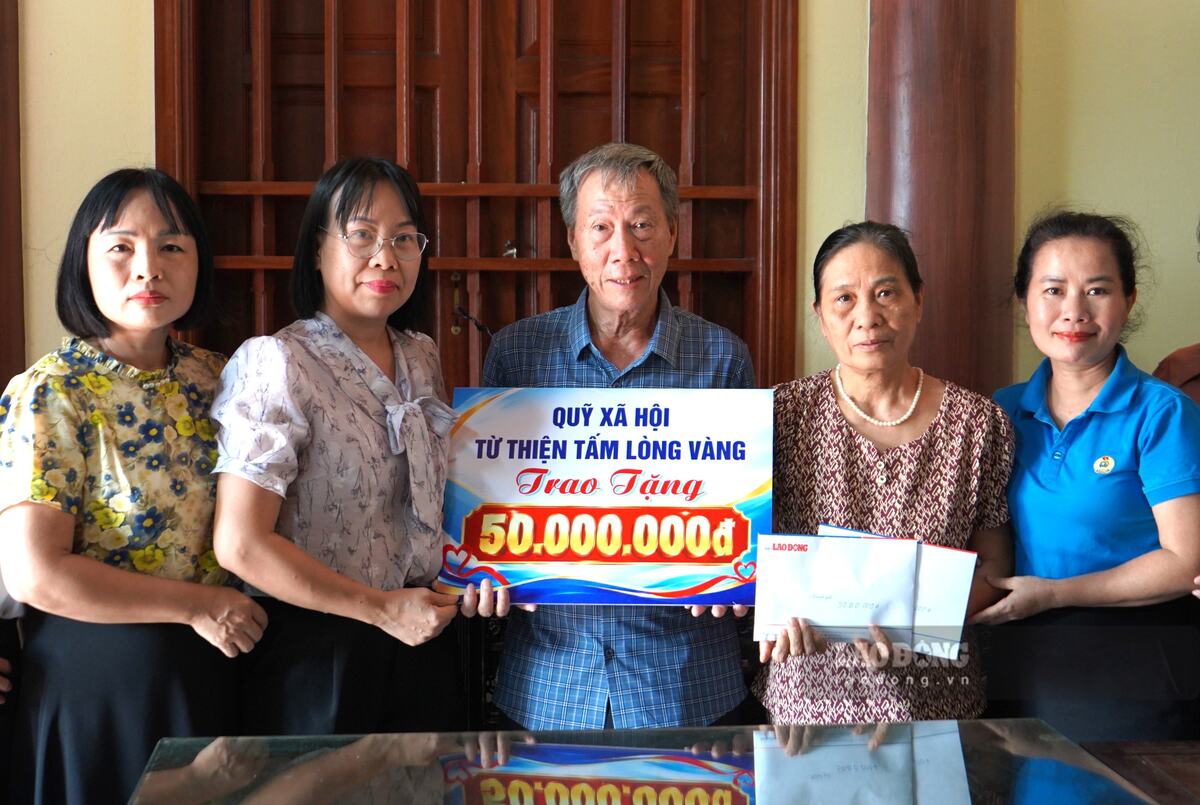 Quỹ XHTT Tấm lòng Vàng hỗ trợ 3 công nhân Hải Phòng bị tai nạn lao động