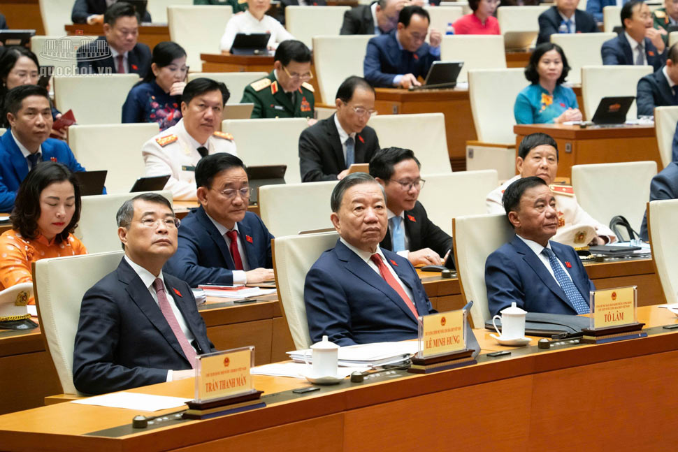 Tổng Bí thư, Chủ tịch nước Tô Lâm cùng các đồng chí lãnh đạo Đảng, Nhà nước dự phiên khai mạc Kỳ họp thứ 2, Quốc hội khóa XVI tại Hà Nội. Ảnh: Quochoi.vn