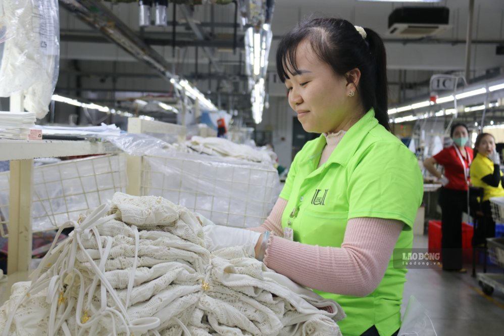 Các cấp Công đoàn Khánh Hòa nỗ lực chăm lo lao động nữ từ nơi làm việc với những chính sách thương lượng phúc lợi thỏa đáng (ảnh chụp tháng 5.2026). Ảnh: Phương Linh