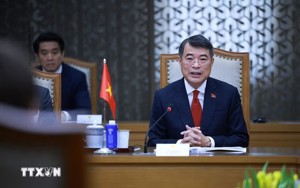 Ủy viên Bộ Chính trị, Thủ tướng Chính phủ Lê Minh Hưng phát biểu tại cuộc hội đàm với Thủ tướng Công quốc Liechtenstein Brigitte Haas. Ảnh: Dương Giang/TTXVN