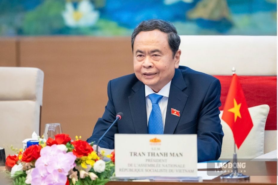 Ủy viên Bộ Chính trị, Chủ tịch Quốc hội Trần Thanh Mẫn phát biểu tại cuộc hội kiến Tổng thống Thụy Sĩ Guy Parmelin. Ảnh: Hải Nguyễn 