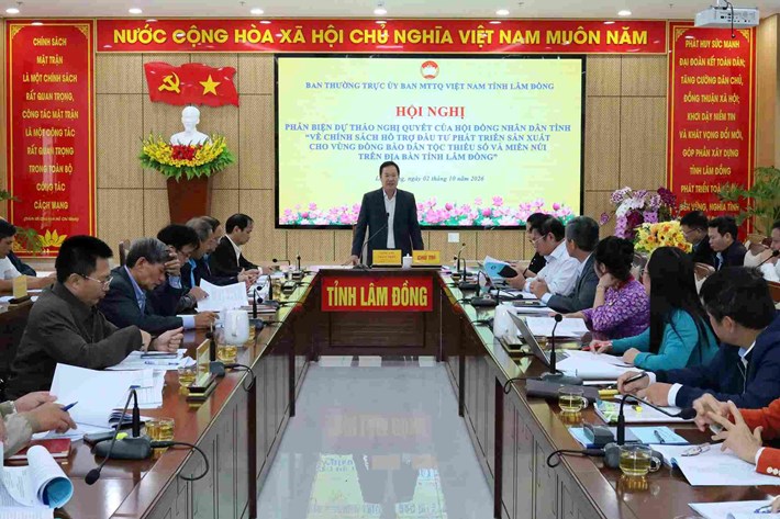 Hội nghị phản biện chính sách hỗ trợ sản xuất vùng dân tộc thiểu số tại Lâm Đồng ngày 2.10. Ảnh: Đức Lâm