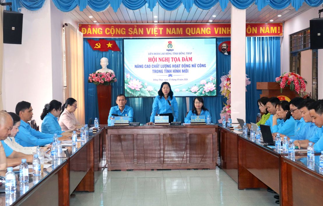Dịp kỷ niệm Ngày Phụ nữ Việt Nam, LĐLĐ tỉnh Đồng Tháp tổ chức tọa đàm “Nâng cao chất lượng hoạt động công tác nữ công trong tình hình mới. Ảnh: LĐLĐ tỉnh Đồng Tháp