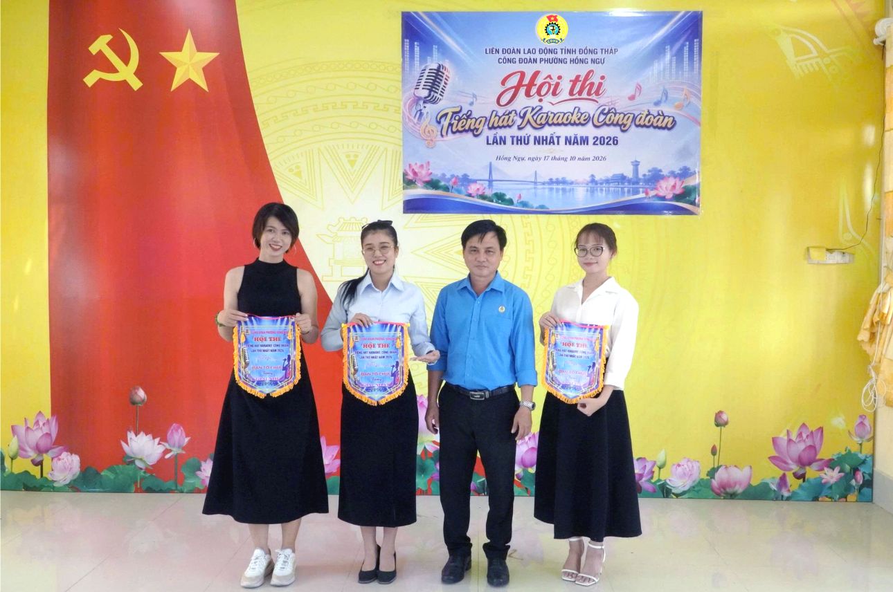 Công đoàn phường Hồng Ngự tổ chức Hội thi Tiếng hát Karaoke Công đoàn chào mừng Ngày Phụ nữ Việt Nam năm 2026. Ảnh: LĐLĐ tỉnh Đồng Tháp