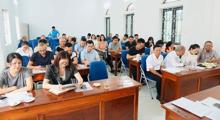 Công đoàn xã Tiên Lãng tuyên truyền vận động thành lập công đoàn cơ sở ghép. Ảnh: Công đoàn xã Tiên Lãng, Hải Phòng