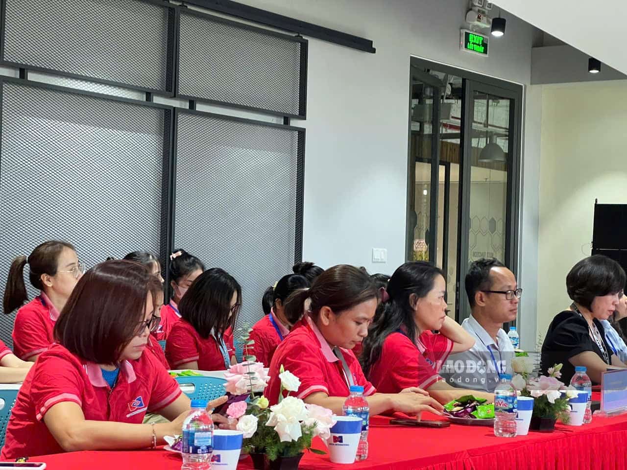 Người lao động tại Công ty TNHH Thời trang Star. Ảnh: Minh Hương.