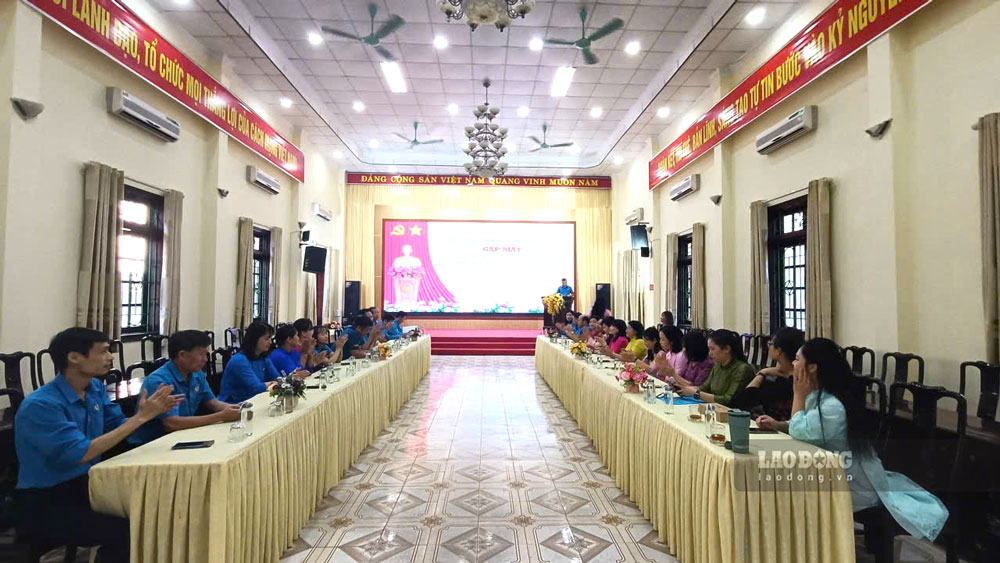 Toàn cảnh chương trình. Ảnh: An Vi