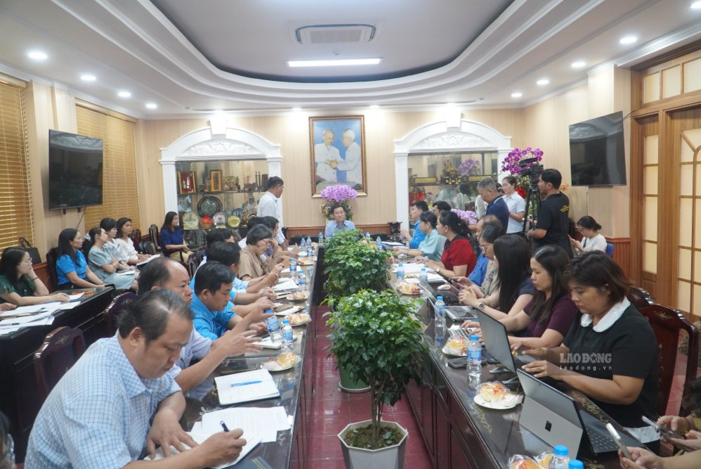 Toàn cảnh buổi thông tin kế hoạch chăm lo Tết cho người lao động tại LĐLĐ TPHCM ngày 21.10. Ảnh: Minh Tâm