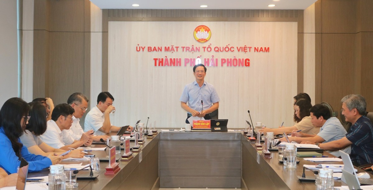 Les effectifs des organisations de masse à Hai Phong diminuent de plus de 1 200 personnes