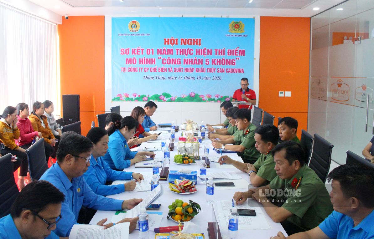 Hội nghị Sơ kết một năm triển khai thí điểm mô hình “Công nhân 5 không” tại Công ty Cổ phần Chế biến và Xuất nhập khẩu Thủy sản Cadovina. Ảnh: Thanh Mai