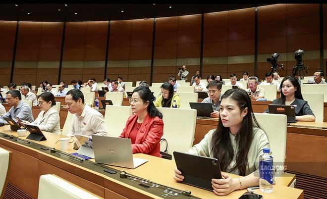 Quốc hội thảo luận về dự án Luật An toàn thực phẩm (sửa đổi)