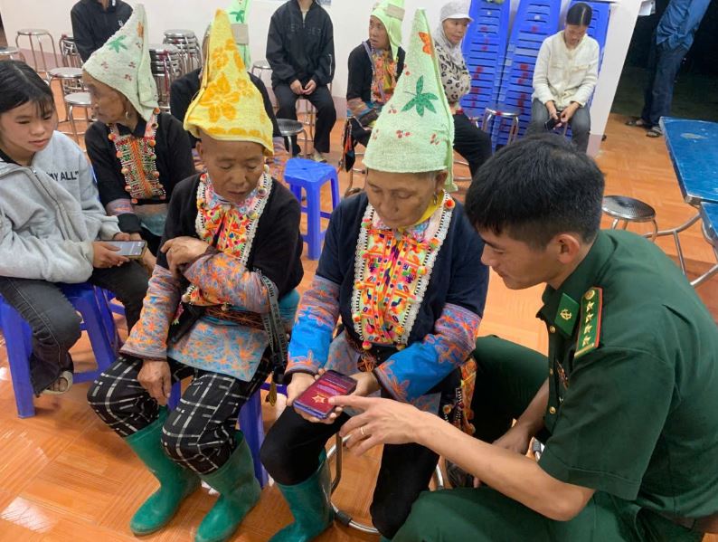   Đài truyền thanh cơ sở đưa thông tin đến với người dân xã Pù Nhi, tỉnh Thanh Hóa. Ảnh: Thu Hạnh