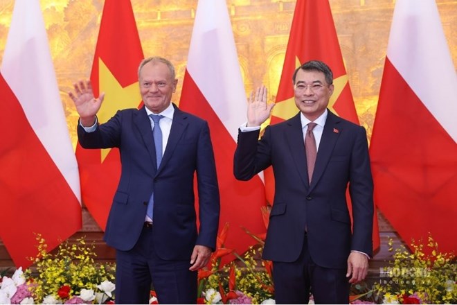Polish Prime Minister Donald Tusk successfully concludes official visit to Vietnam