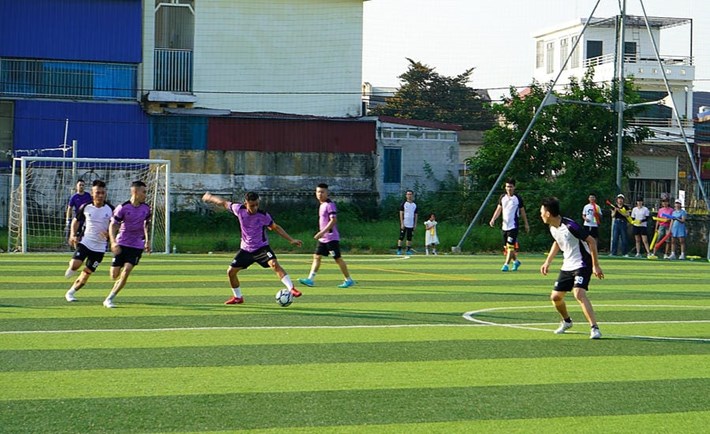 Fujikura Composites workers enthusiastically participate in the 2026 Workers' Sports Festival. Photo: Mai Dung