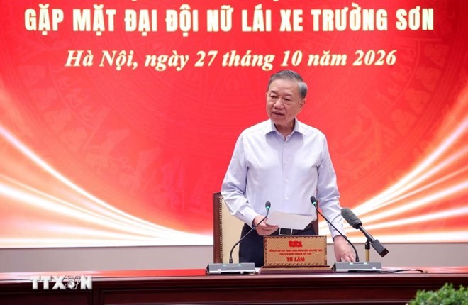 Tại cuộc gặp mặt Đại đội nữ lái xe Trường Sơn chiều 27.10, Tổng Bí thư, Chủ tịch nước Tô Lâm nhấn mạnh, đất nước phát triển, những người đã chịu nhiều hy sinh càng phải được chăm lo tốt hơn. Ảnh: TTXVN