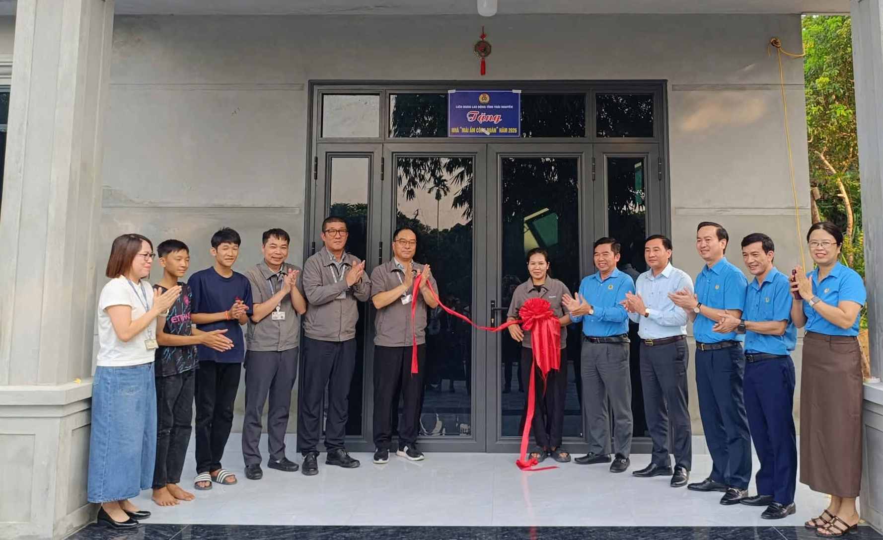 Khánh thành nhà "Mái ấm Công đoàn" tại Thái Nguyên