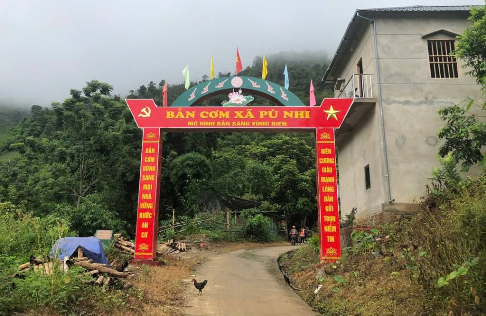 Bên cạnh việc từng bước cải thiện hạ tầng viễn thông, địa phương duy trì hệ thống truyền thanh cơ sở. Ảnh: Thu Hạnh