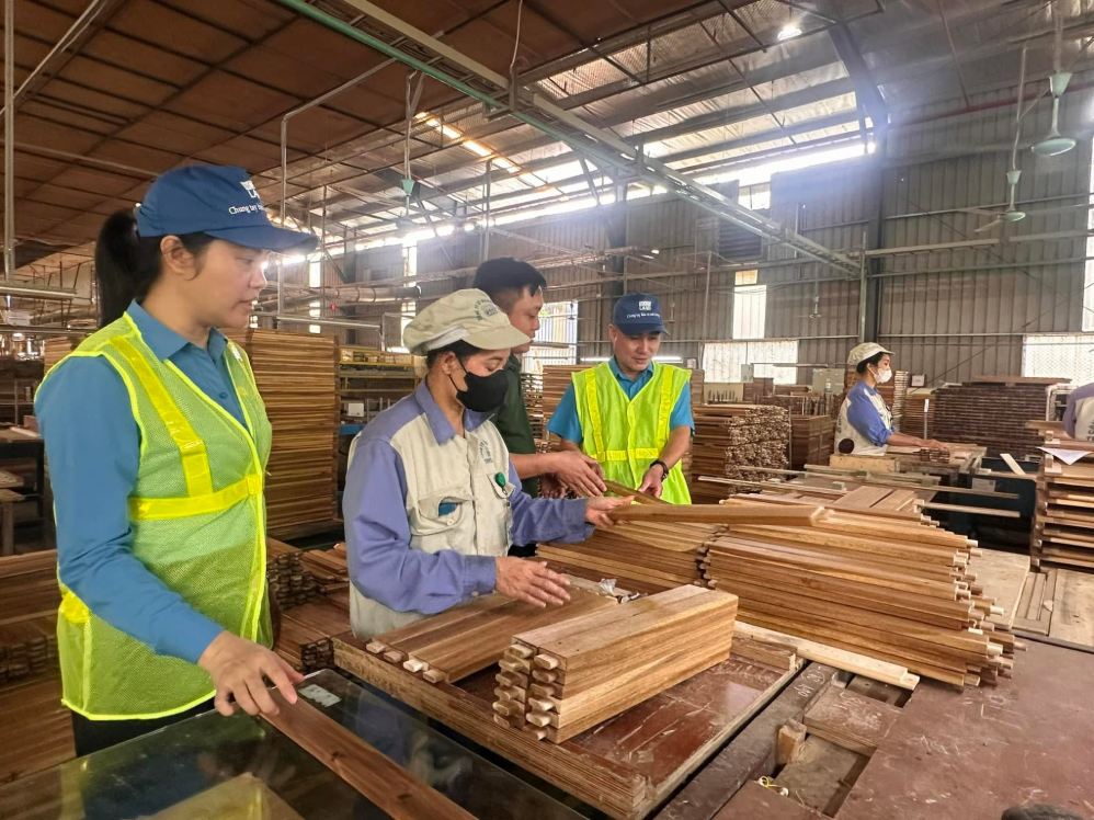 La Federación Laboral de la provincia de Tuyen Quang guía la consolidación del personal sindical de base