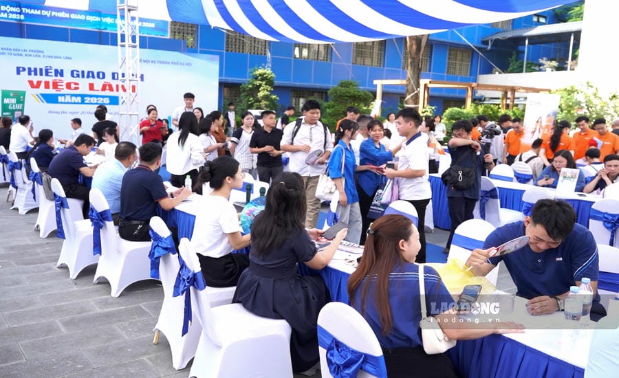 Hanoi is recruiting bustlingly, warning of the easy job trap with high salaries