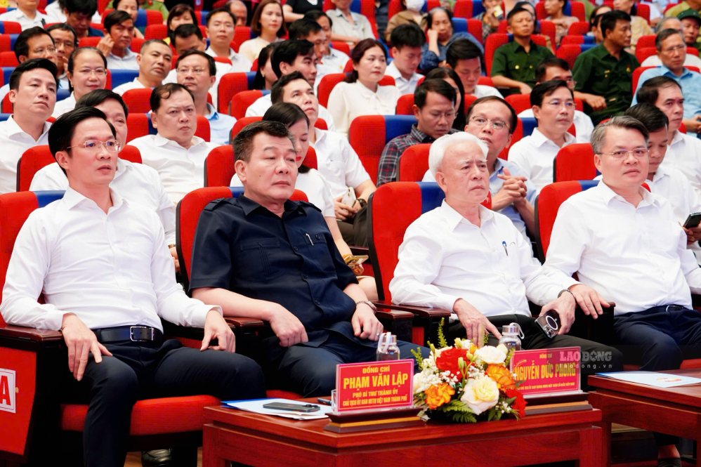 Ông Nguyễn Đức Phong - Phó Chủ tịch UBTƯ MTTQ Việt Nam dự Hội nghị phát động Tháng cao điểm “Vì người nghèo” năm 2026 tại Hải Phòng. Ảnh: Hải Minh