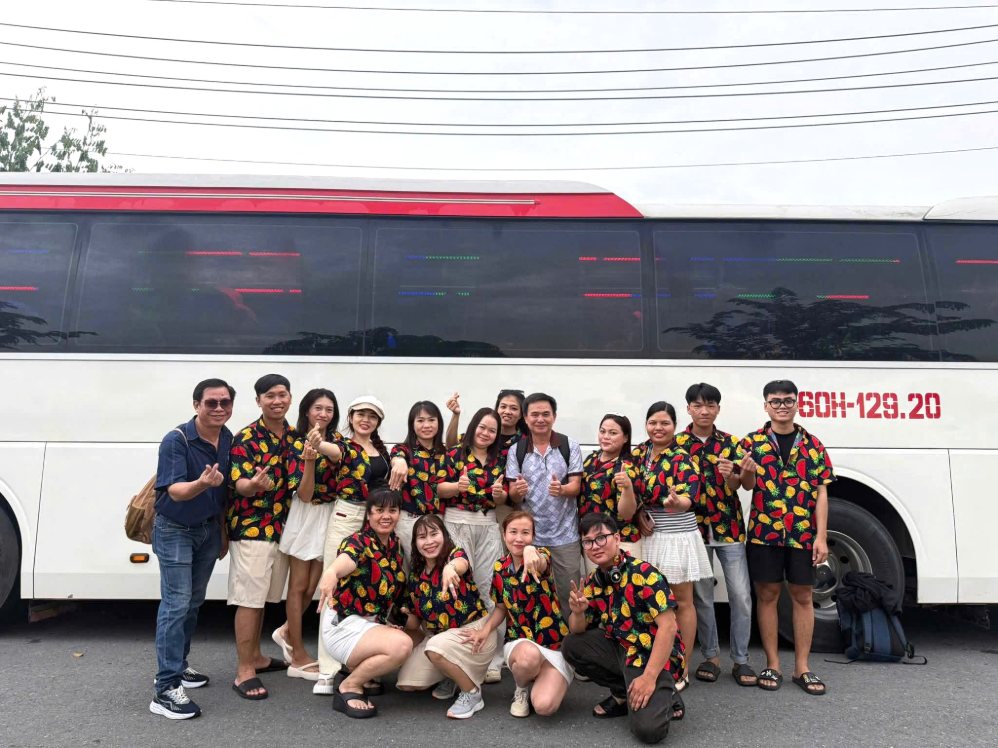 Đại diện Công đoàn tham gia cùng đoàn viên, người lao động trong chuyến đi du lịch Nha Trang. Ảnh: Công đoàn Công ty TNHH Chang Shin Việt Nam