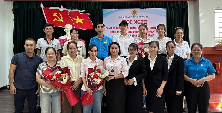 Công đoàn phường Hương Trà, Đà Nẵng thành lập thêm 2 công đoàn cơ sở mới với 14 đoàn viên. Ảnh: Công đoàn Hương Trà