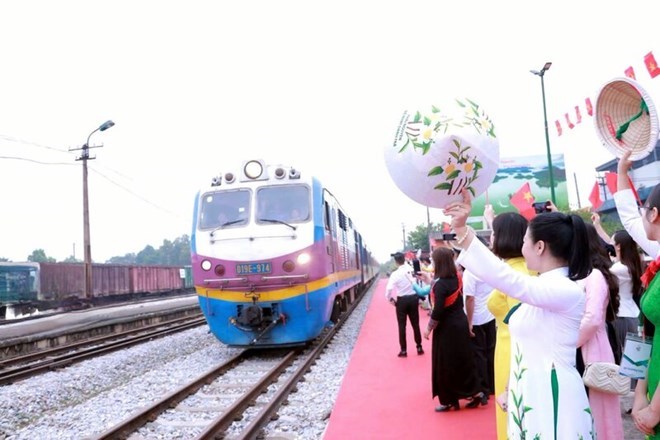 The heritage train opens up opportunities to promote tourism for the locality. Photo: Thai Nguyen Provincial Electronic Information Portal