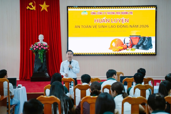 Cán bộ, công nhân viên và người lao động SEPON GROUP tham gia chương trình huấn luyện an toàn, vệ sinh lao động năm 2026 tại Quảng Trị (ảnh chụp tháng 10.2026). Ảnh: Sepon Group