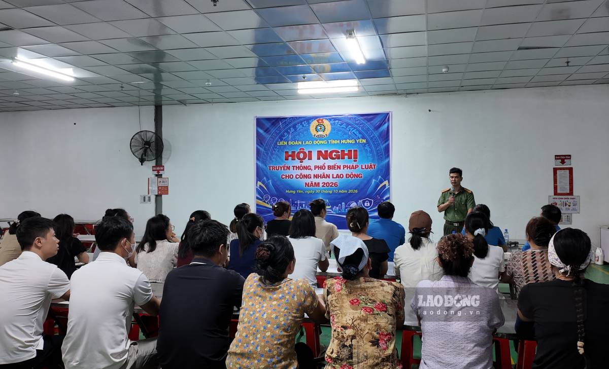 Trang bị kiến thức phòng ngừa tội phạm cho 200 công nhân ở Hưng Yên