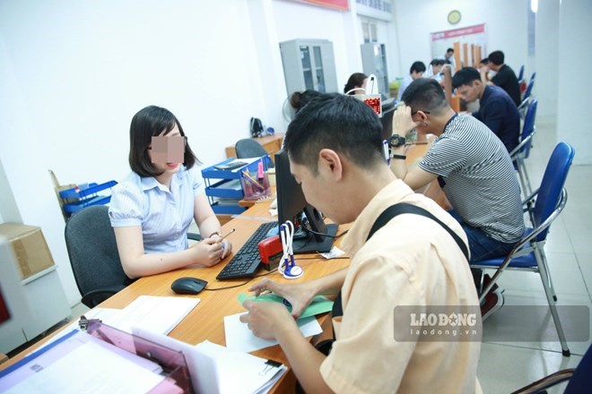 Cán bộ, công chức cấp xã không được hưởng tiền lương, thu nhập tăng thêm theo Nghị quyết của Hội đồng nhân dân tỉnh, thành phố về chi tiền lương, thu nhập tăng thêm sẽ được hưởng mức phụ cấp công vụ bằng 55%. Ảnh: Hải Nguyễn
