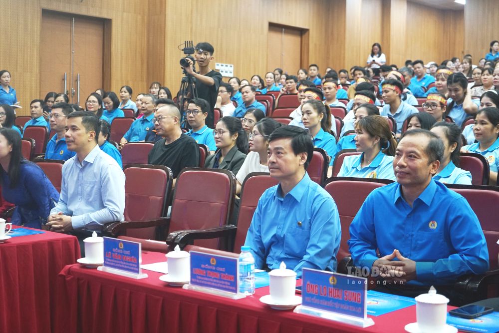 Các đại biểu tham dự chương trình. Ảnh: Quách Du (chụp ngày 4.10.2026)