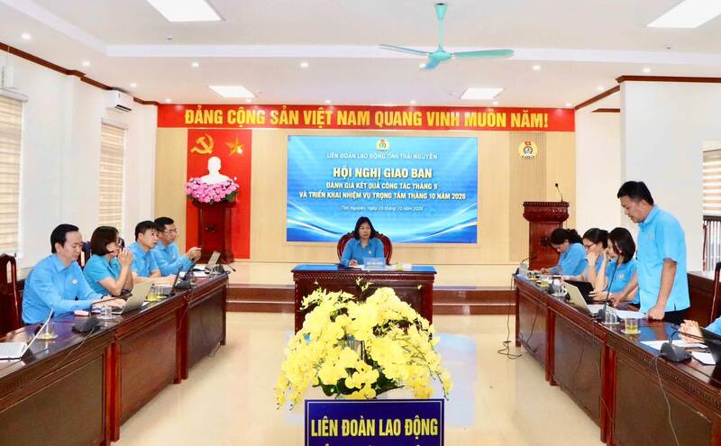 LĐLĐ tỉnh Thái Nguyên thành lập mới 12 CĐCS trong tháng 9