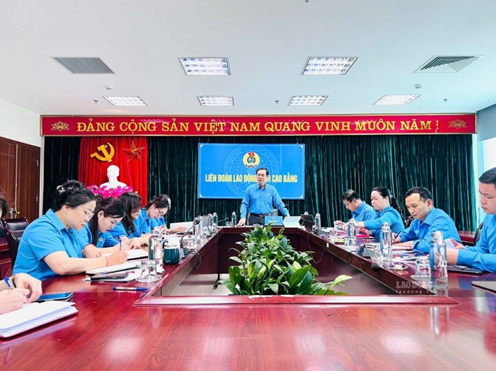 Chi bộ Ban Công tác Công đoàn Cao Bằng tổ chức sinh hoạt Chi bộ thường kỳ tháng 10.2026. Ảnh: Lục Minh Hoài