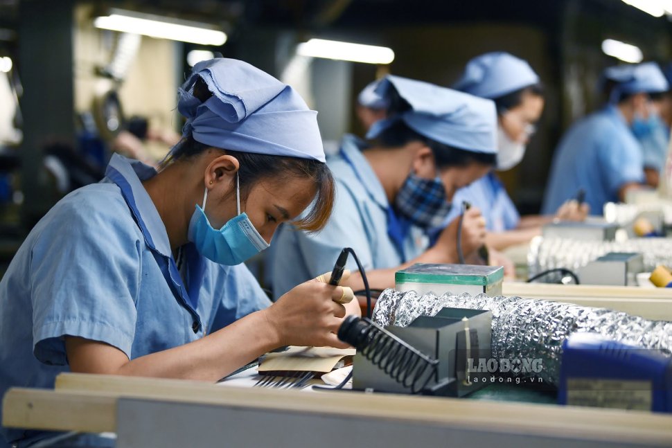 Văn hóa ứng xử và kỷ luật lao động công nghiệp của công nhân Việt Nam trong kỷ nguyên mới