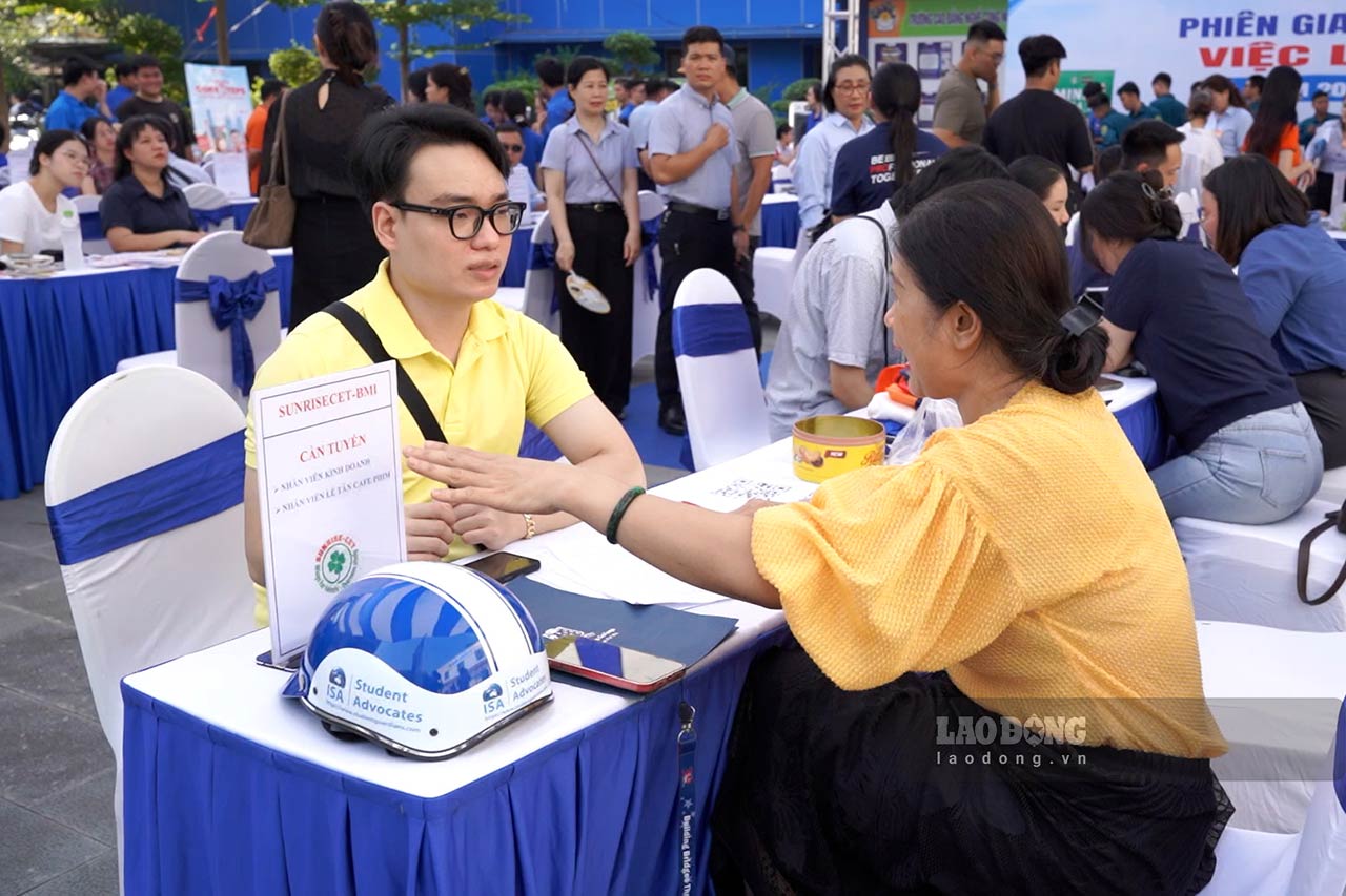 Những lưu ý khi tìm việc làm cuối năm, tránh mất cơ hội và quyền lợi