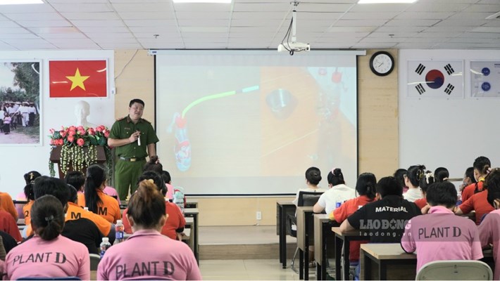Cuộc thi nhằm nâng cao ý thức phòng ngừa ma túy và phát huy vai trò của tổ chức Công đoàn trong xây dựng môi trường làm việc an toàn, lành mạnh. Ảnh: Nguyên Anh