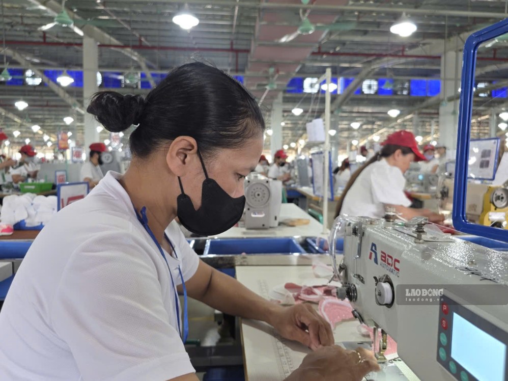 Công đoàn Thanh Hóa đồng hành cùng doanh nghiệp, chăm lo người lao động