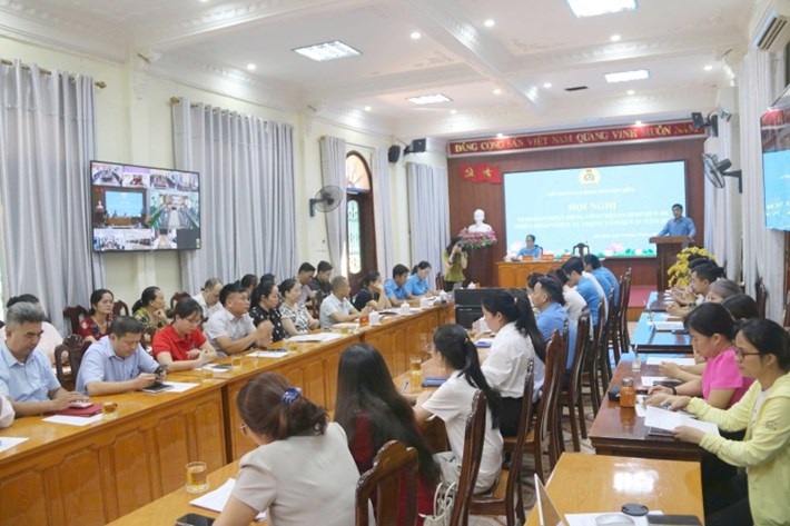 Toàn cảnh Hội nghị giao ban các CĐCS quý III, triển khai nhiệm vụ quý IV năm 2026. Ảnh: LĐLĐ Điện Biên.